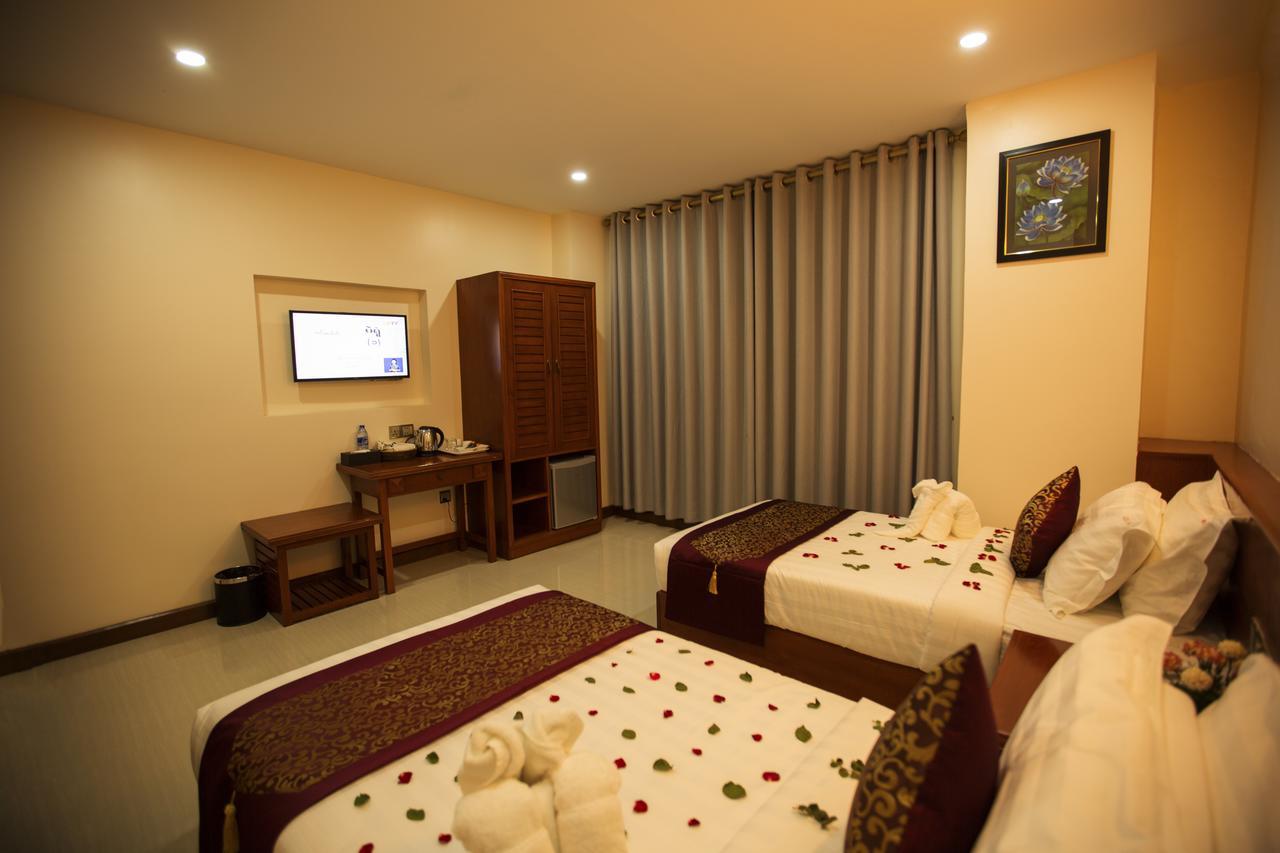 King Park Hotel Mandalay Buitenkant foto