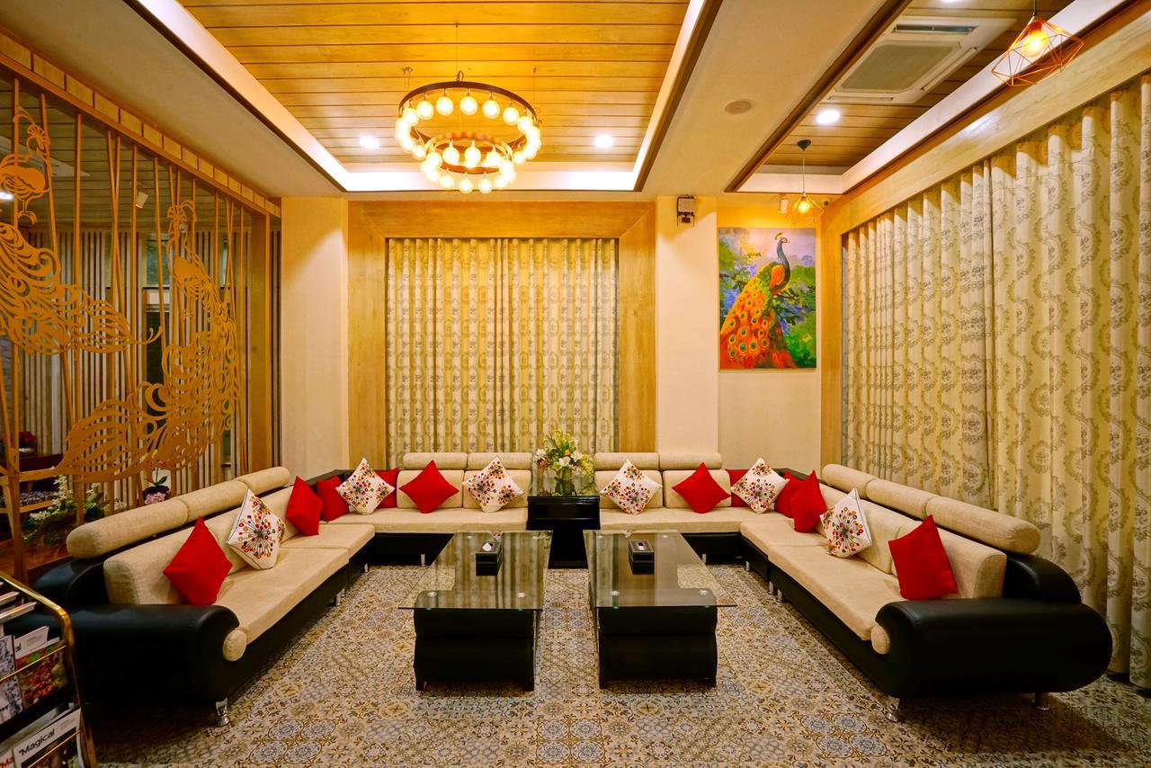 King Park Hotel Mandalay Buitenkant foto