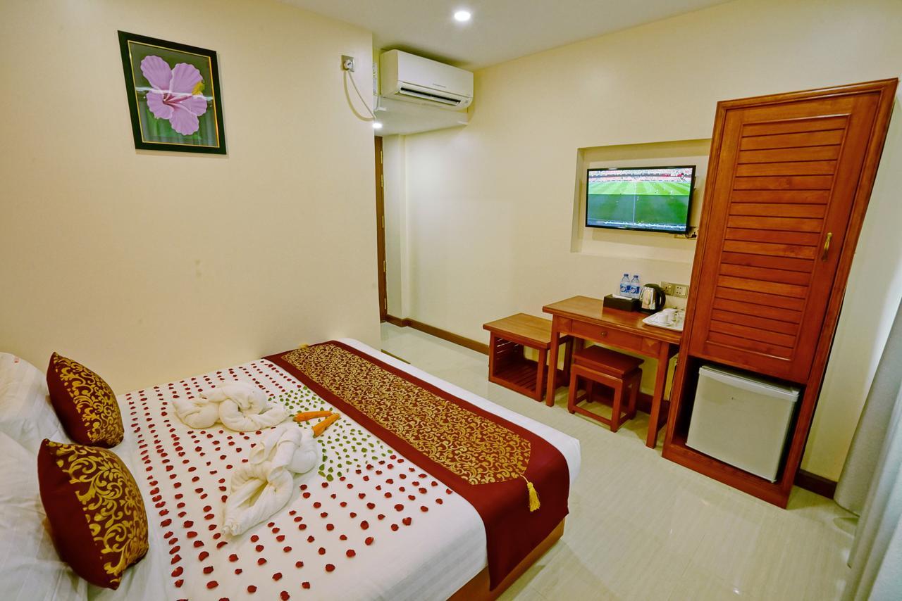 King Park Hotel Mandalay Buitenkant foto