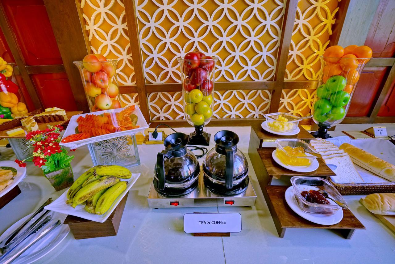 King Park Hotel Mandalay Buitenkant foto