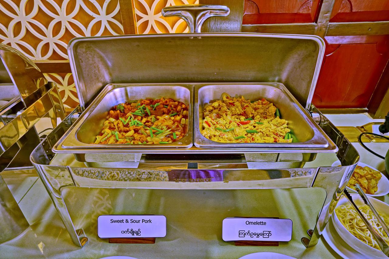 King Park Hotel Mandalay Buitenkant foto