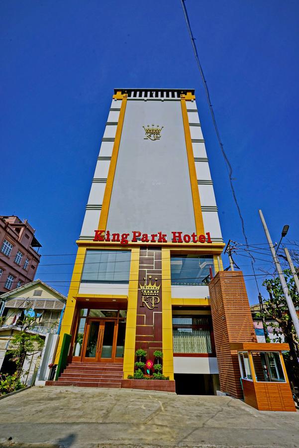King Park Hotel Mandalay Buitenkant foto